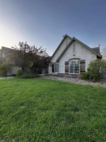 $699,000 | 20700 Bernard Way, Redding, CA 96003