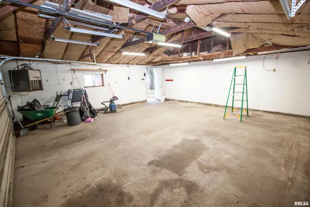 $97,000 | 201 North 1st Street, Alpha, IL 61413