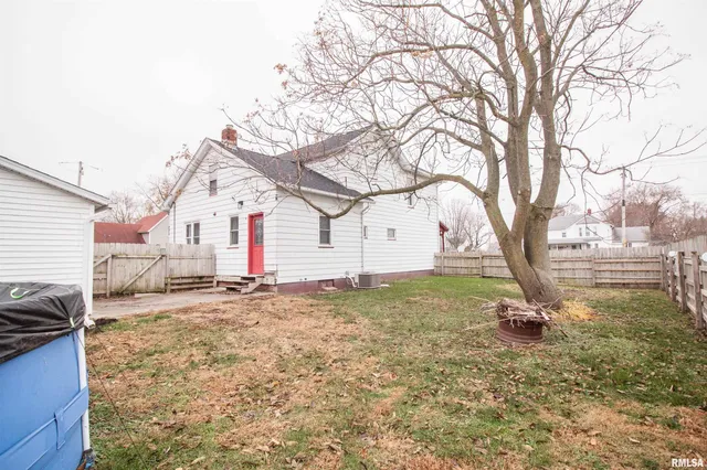 $97,000 | 201 North 1st Street, Alpha, IL 61413