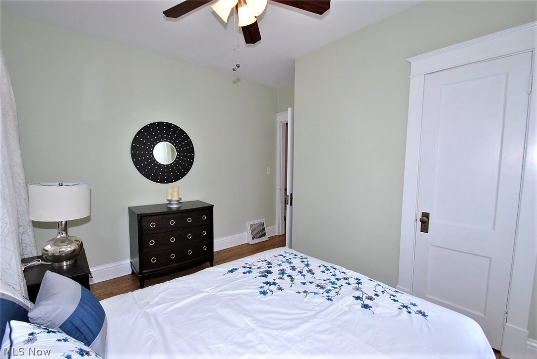 2456 Eaton Road Cleveland, OH 44118 - Photo 16 of 30