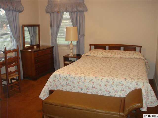 5301 Davidson Road Davidson, NC 28036 - Photo 8 of 15 Gallery Image 8