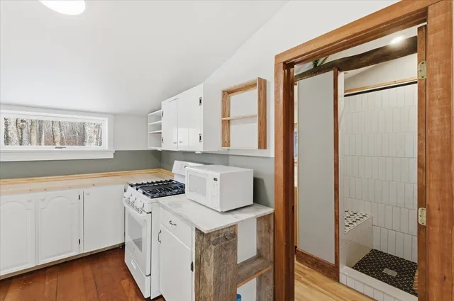 $284,900 | 1227 Highway 30, Townshend, VT 05353