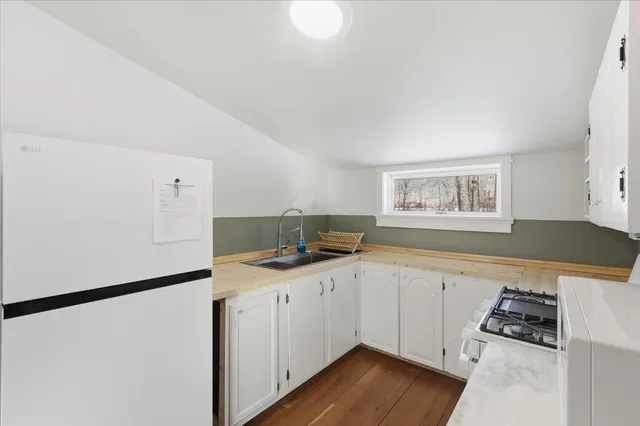 $284,900 | 1227 Highway 30, Townshend, VT 05353