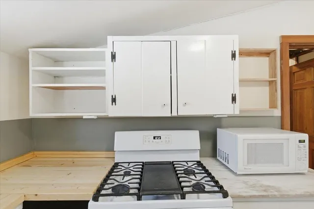 $284,900 | 1227 Highway 30, Townshend, VT 05353