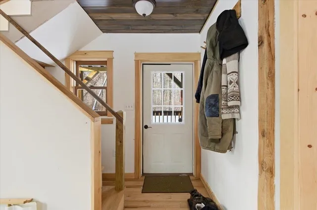 $284,900 | 1227 Highway 30, Townshend, VT 05353