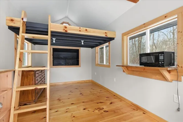 $284,900 | 1227 Highway 30, Townshend, VT 05353