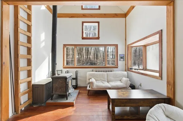 $284,900 | 1227 Highway 30, Townshend, VT 05353