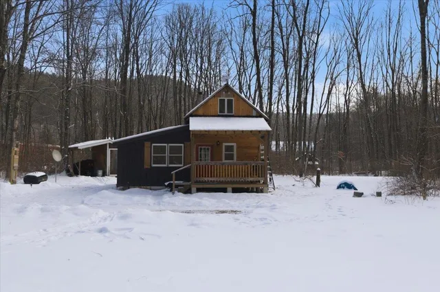 $284,900 | 1227 Highway 30, Townshend, VT 05353