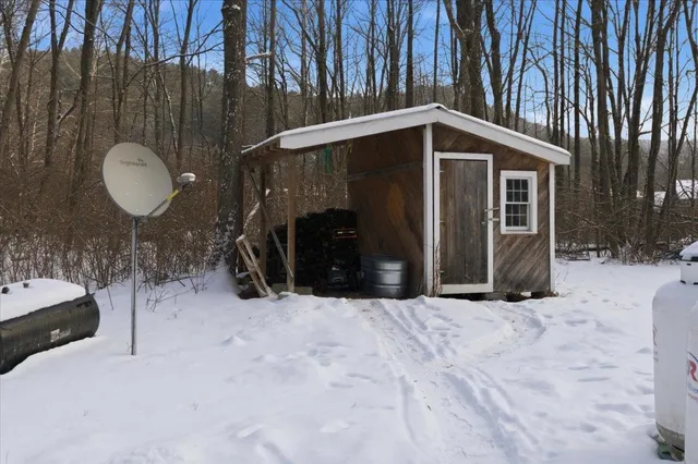 $284,900 | 1227 Highway 30, Townshend, VT 05353