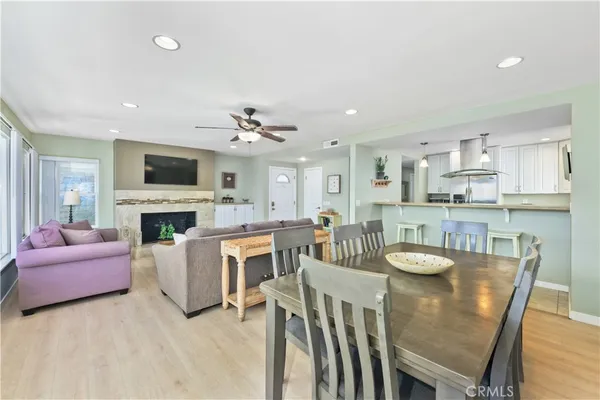 $7,500 | 119 46th Street, Unit B, Newport Beach, CA 92663