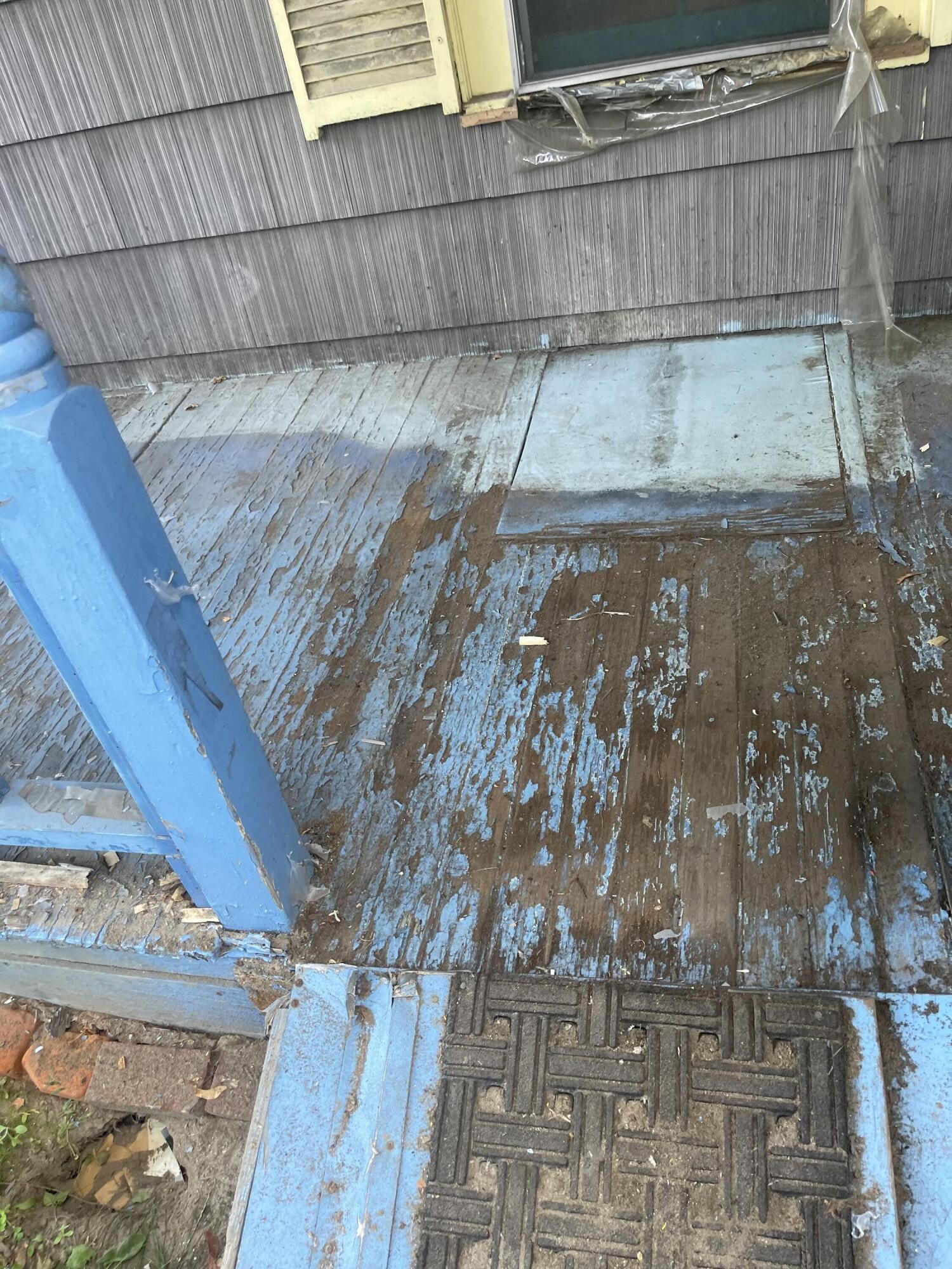 90 Oak Street, Unit R Lewiston, ME 04240 - Photo 21 of 28 IMG_3811