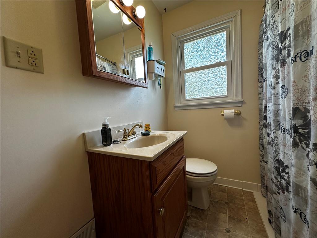 633 Crowder Avenue Sharon, PA 16146 - Photo 16 of 33