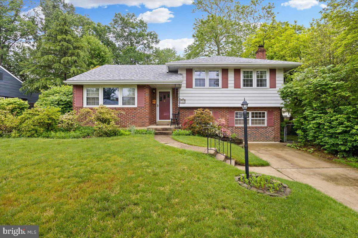 519 Bancroft Road Cherry Hill, NJ 08034 - Photo 3 of 28 front view of a house with a yard