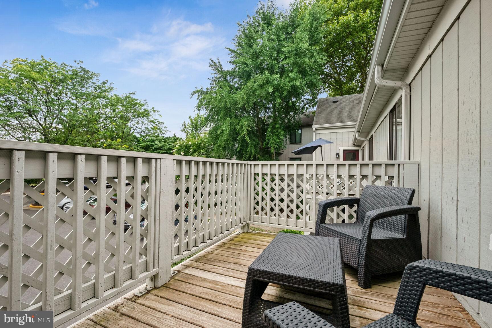 2303 Hunter's Run Drive Reston, VA 20191 - Photo 5 of 14 Gallery Image 5