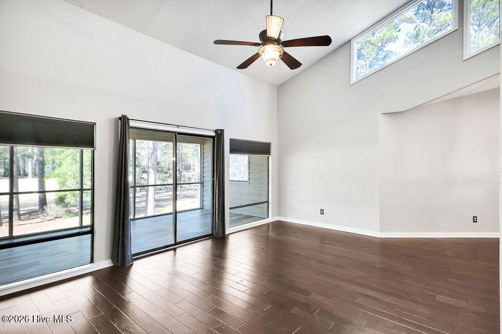 718 Azalea Drive, Unit 460 Hampstead, NC 28443 - Photo 18 of 39 718AzaleaDrive460-17