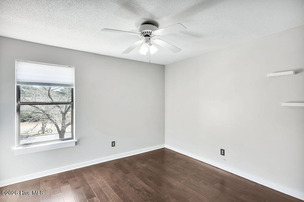 718 Azalea Drive, Unit 460 Hampstead, NC 28443 - Photo 19 of 39 718AzaleaDrive460-18