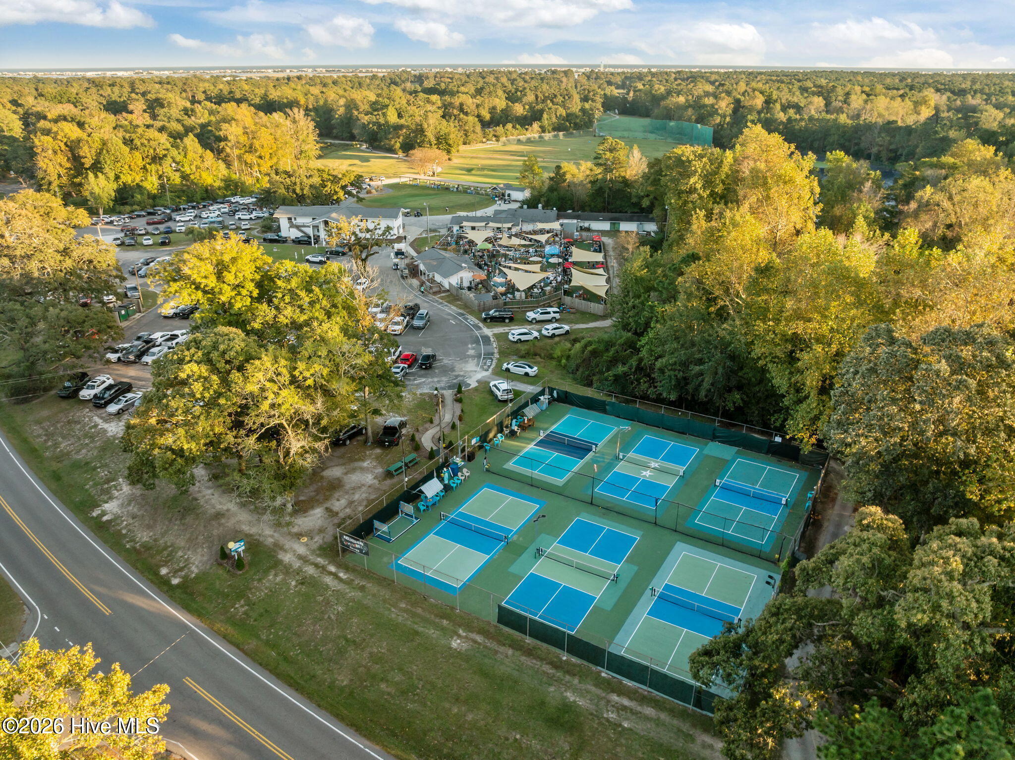 718 Azalea Drive, Unit 460 Hampstead, NC 28443 - Photo 36 of 39 20251020201314359602000000-o pickleball