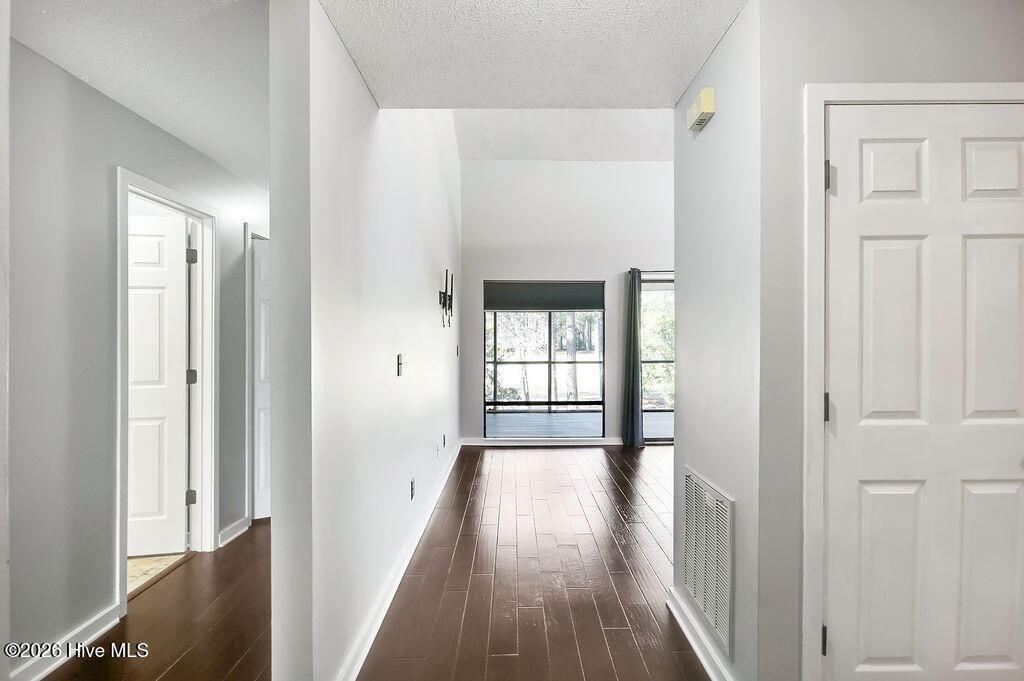 718 Azalea Drive, Unit 460 Hampstead, NC 28443 - Photo 5 of 39 718AzaleaDrive460-5