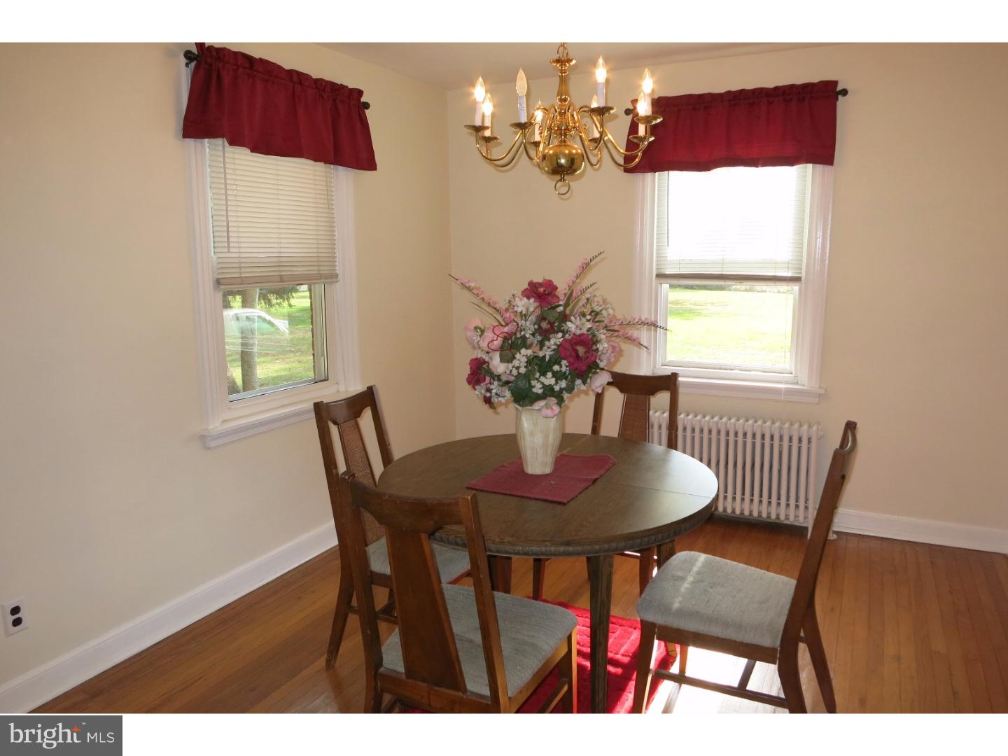 2860 Bristol Road Warrington, PA 18976 - Photo 8 of 25 Dining Room