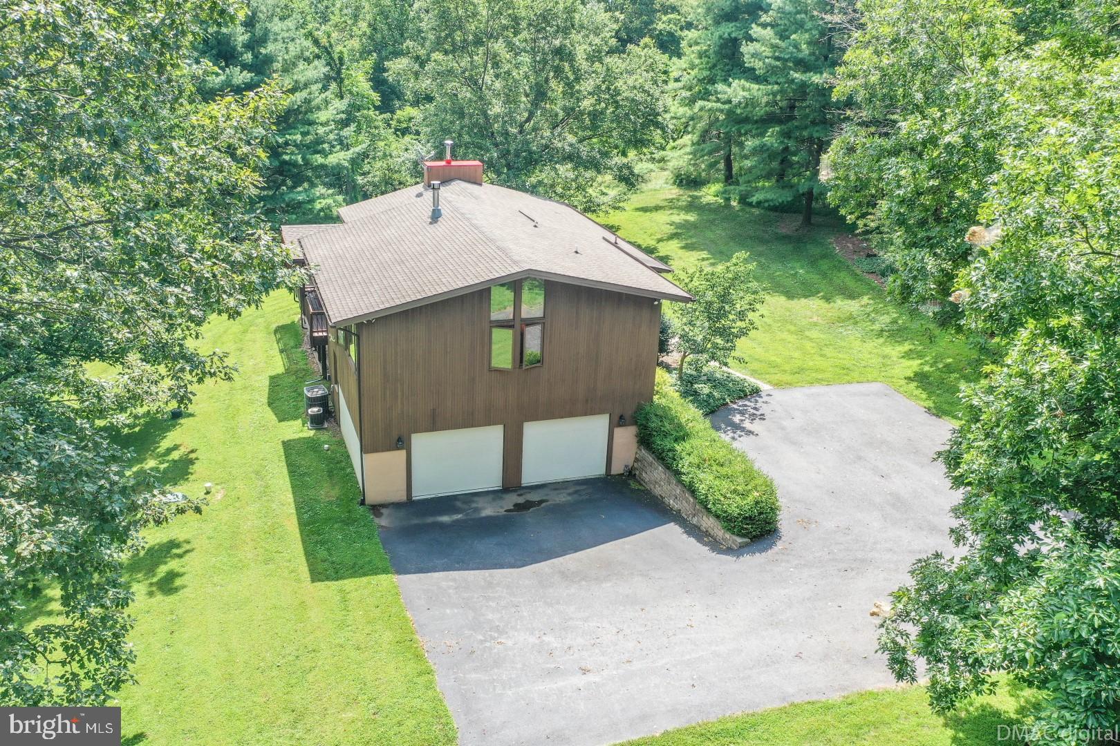 1708 Dahlgren Road Middletown, MD 21769 - Photo 4 of 60