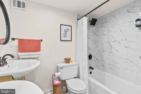 $234,999 | 9039 Sligo Creek Parkway, Unit 1005, Silver Spring, MD 20901