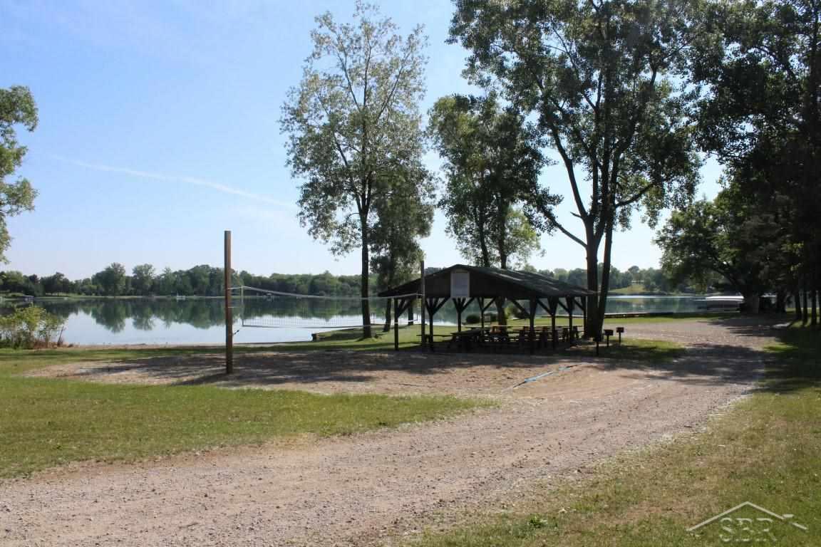11424 Whitaker Road Fenton, MI 48430 - Photo 28 of 32 50046573-27.JPG