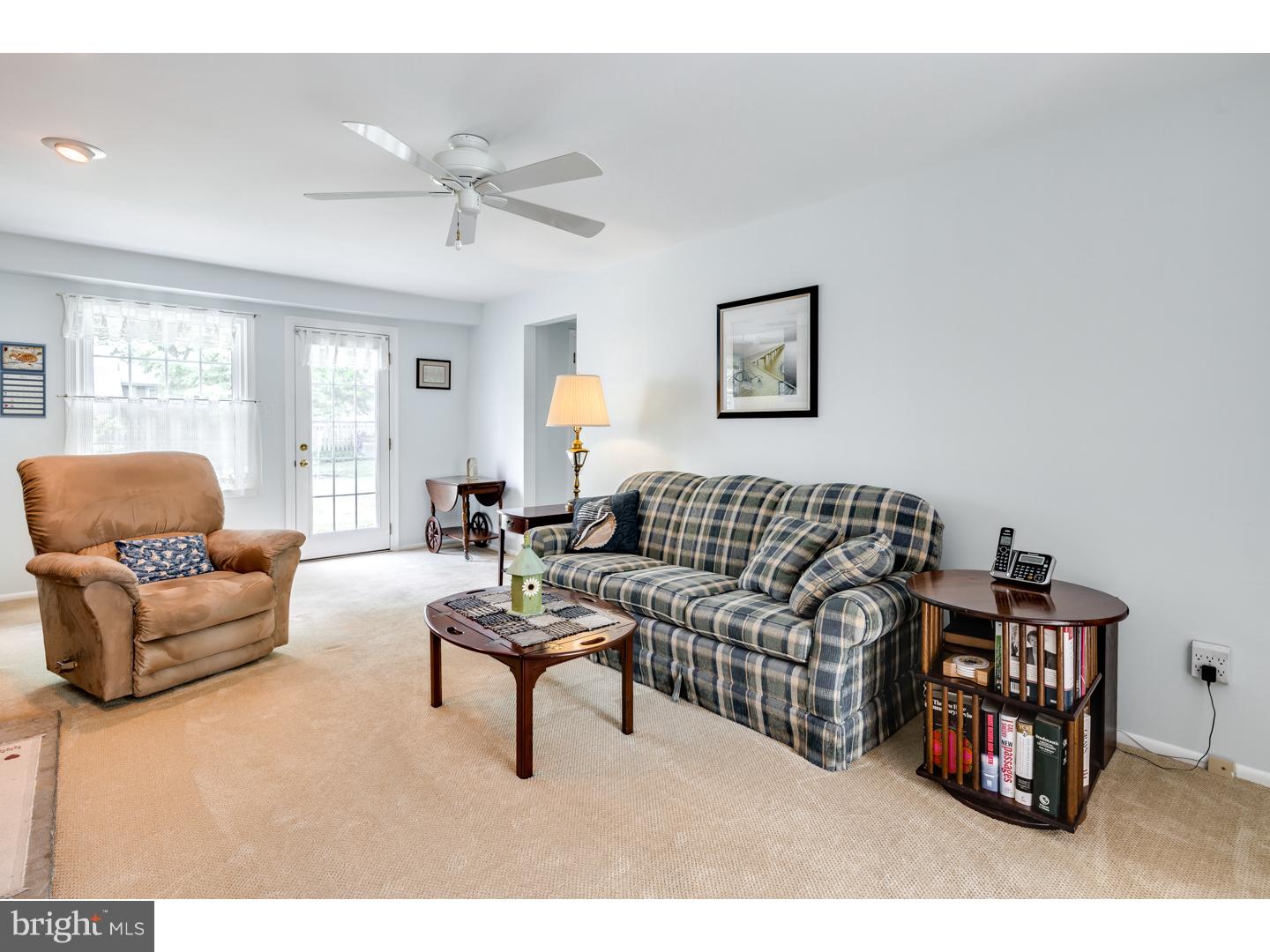 118 Fenwick Road Cherry Hill, NJ 08034 - Photo 12 of 24 a living room with furniture