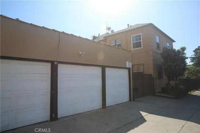 $1,999,000 | 1186 North New Hampshire Avenue, Los Angeles, CA 90029