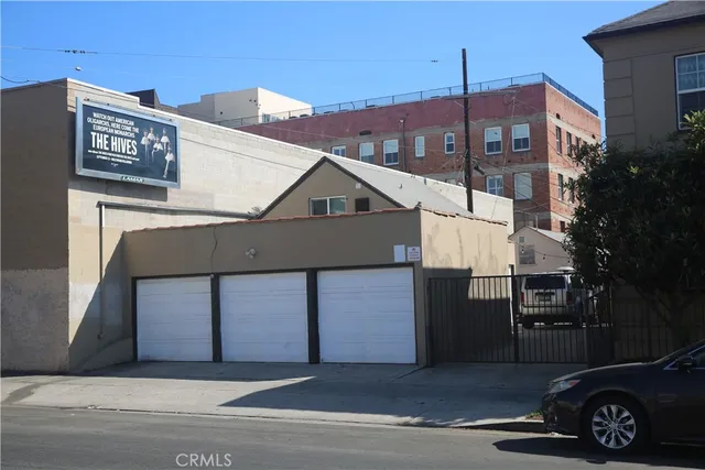 $1,999,000 | 1186 North New Hampshire Avenue, Los Angeles, CA 90029