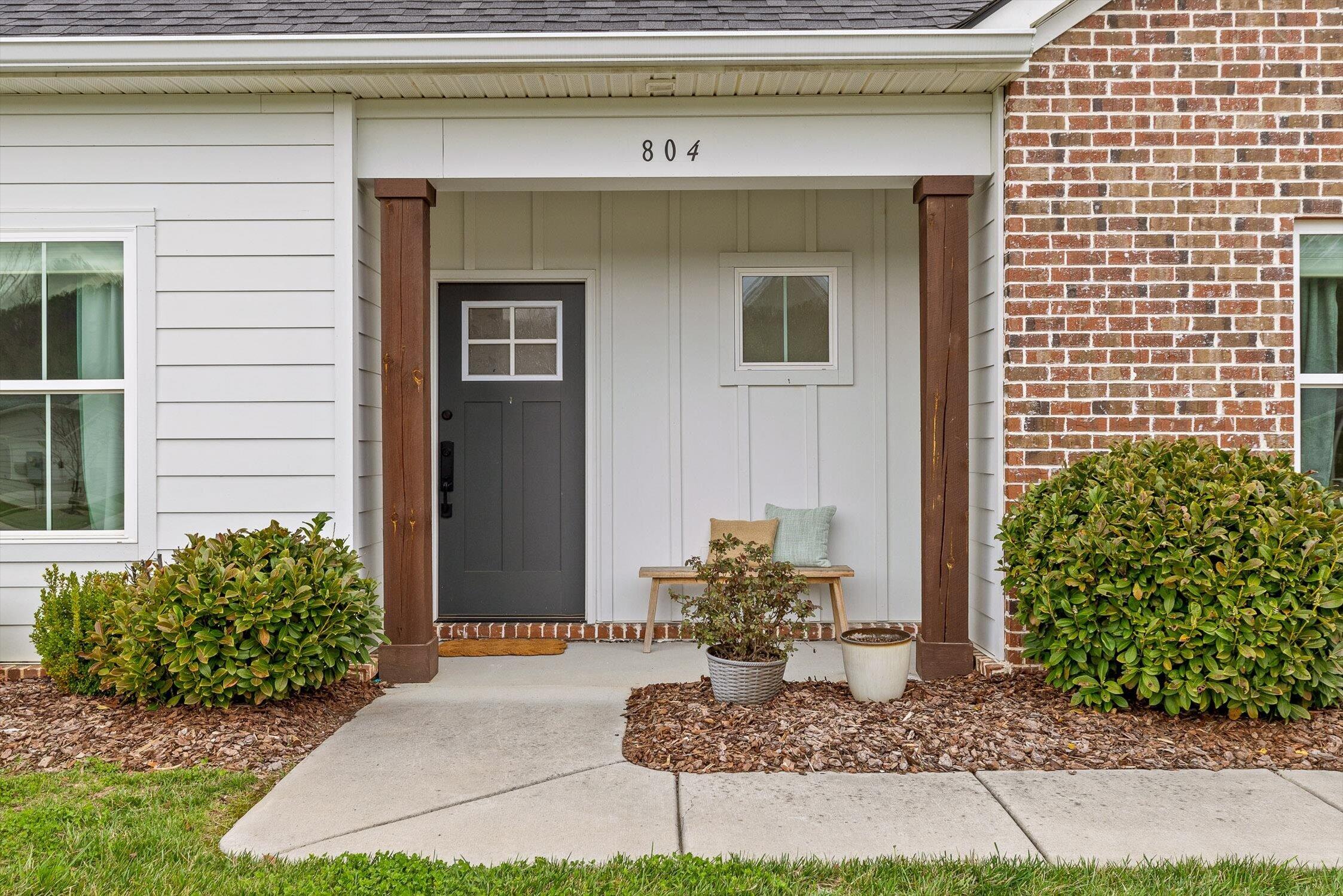 804 Wellstone Drive Chattanooga, TN 37405 - Photo 4 of 24 01-Wellstone-1