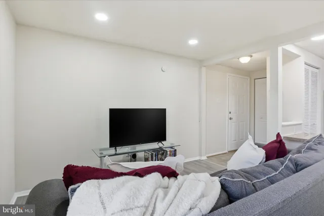 $249,000 | 8386 Brockham Drive, Unit F, Alexandria, VA 22309