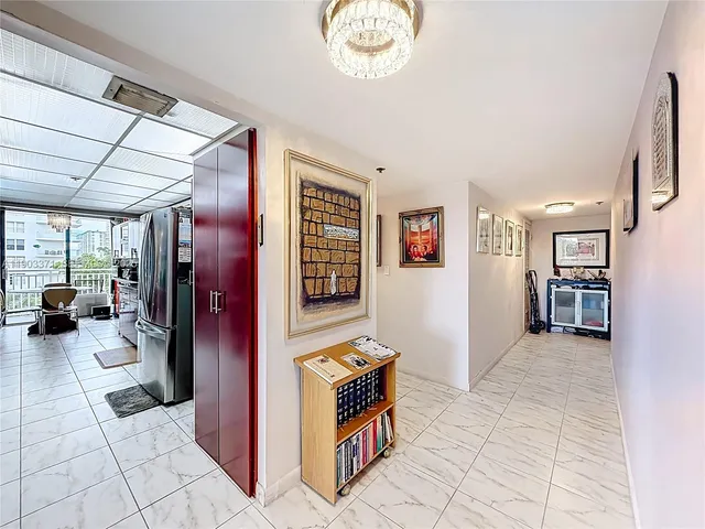 $750,000 | 210 174th Street, Unit 409, Sunny Isles Beach, FL 33160