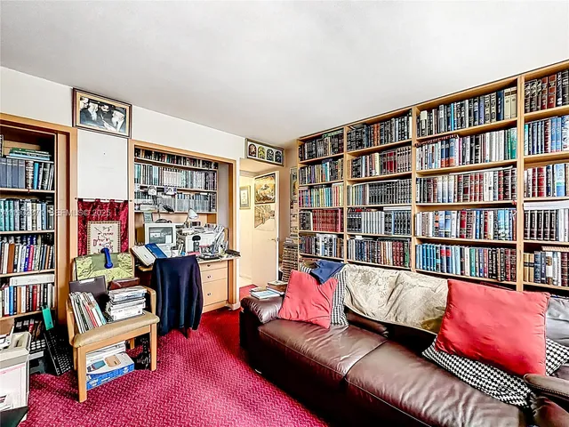 $750,000 | 210 174th Street, Unit 409, Sunny Isles Beach, FL 33160