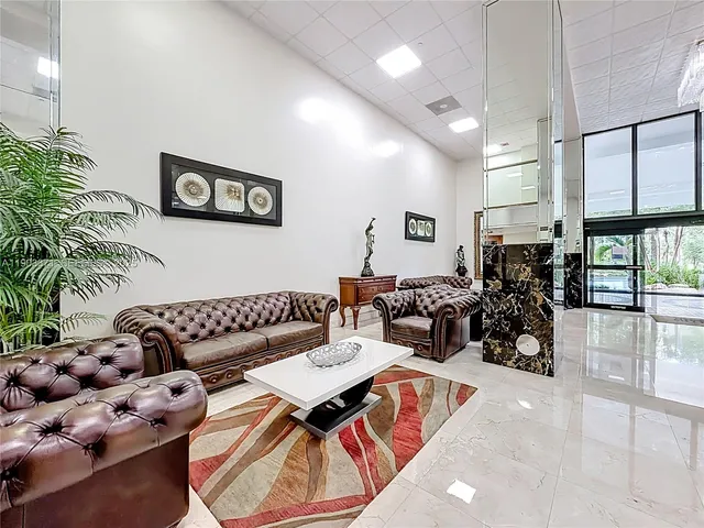 $750,000 | 210 174th Street, Unit 409, Sunny Isles Beach, FL 33160