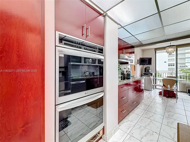 $750,000 | 210 174th Street, Unit 409, Sunny Isles Beach, FL 33160