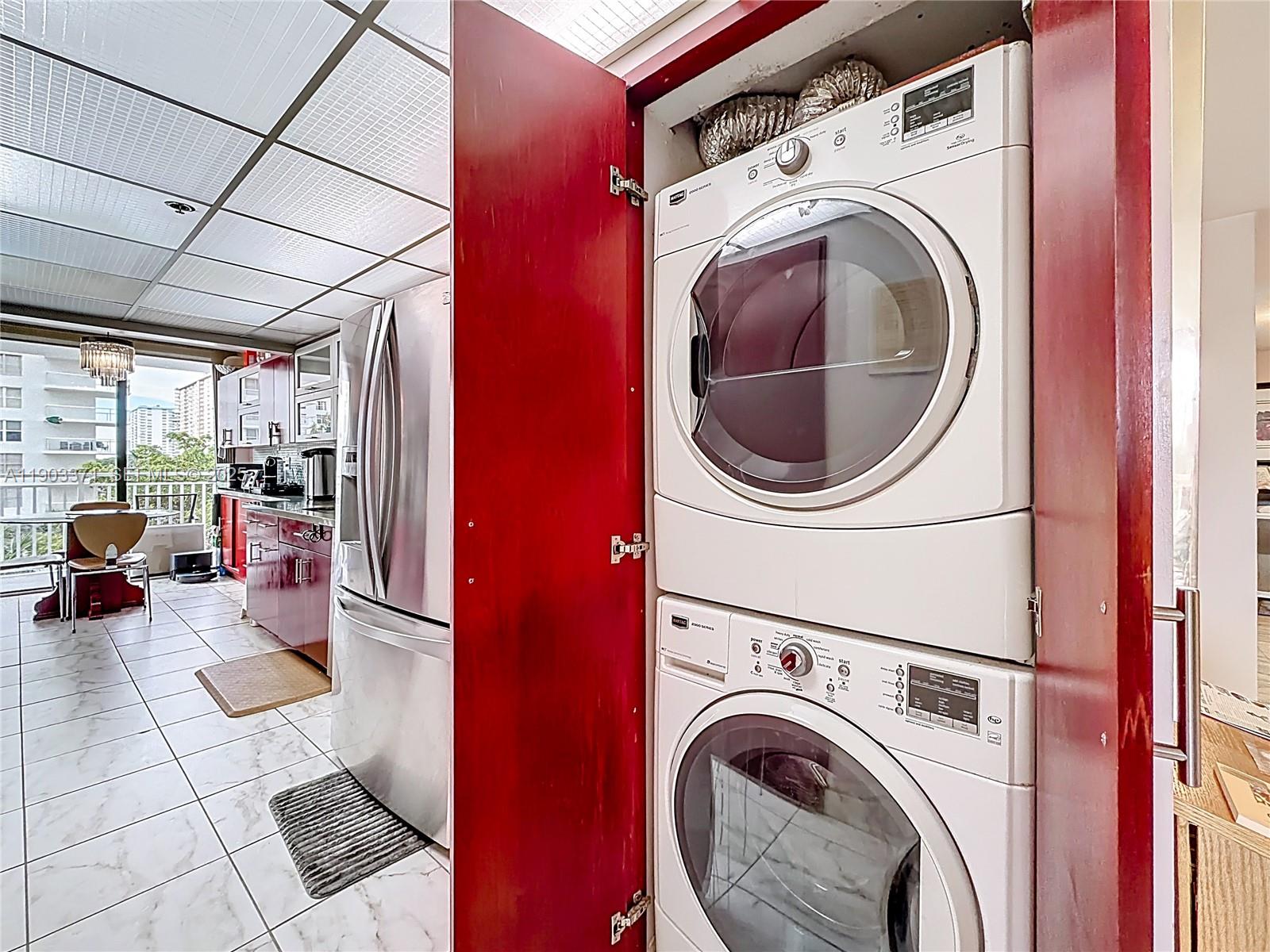 210 174th Street, Unit 409 Sunny Isles Beach, FL 33160 - Photo 7 of 37