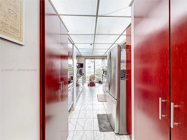 $750,000 | 210 174th Street, Unit 409, Sunny Isles Beach, FL 33160