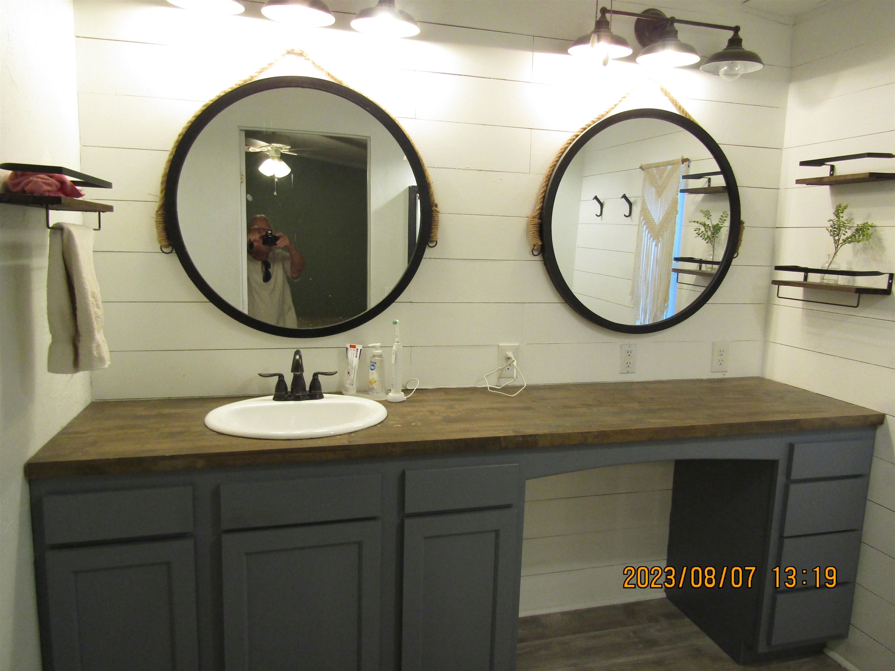 1864 Princess Lane Lillian, AL 36549 - Photo 19 of 57 Master Bath
