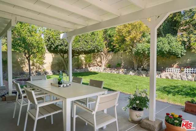 $999,900 | 2332 North Justin Avenue, Simi Valley, CA 93065