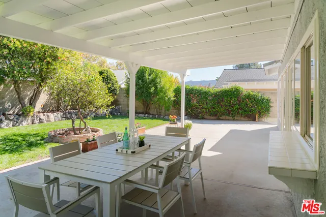 $999,900 | 2332 North Justin Avenue, Simi Valley, CA 93065