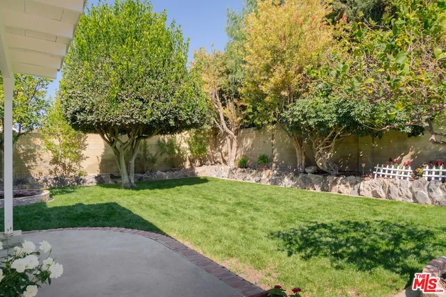 $999,900 | 2332 North Justin Avenue, Simi Valley, CA 93065