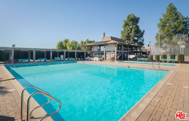 $999,900 | 2332 North Justin Avenue, Simi Valley, CA 93065