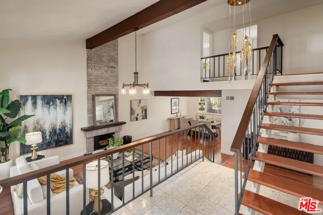 $999,900 | 2332 North Justin Avenue, Simi Valley, CA 93065