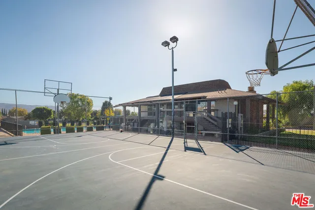 $999,900 | 2332 North Justin Avenue, Simi Valley, CA 93065