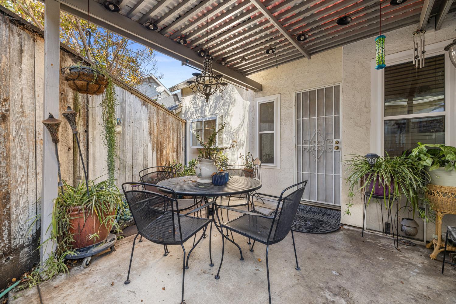 2812 Stone Terrace Modesto, CA 95355 - Photo 28 of 33 a view of an outdoor seating area