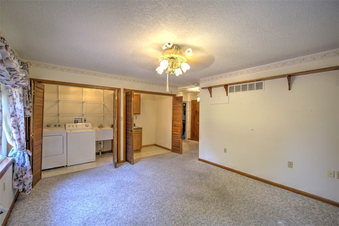 2520 South Esther Avenue Decatur, IL 62521 - Photo 7 of 30