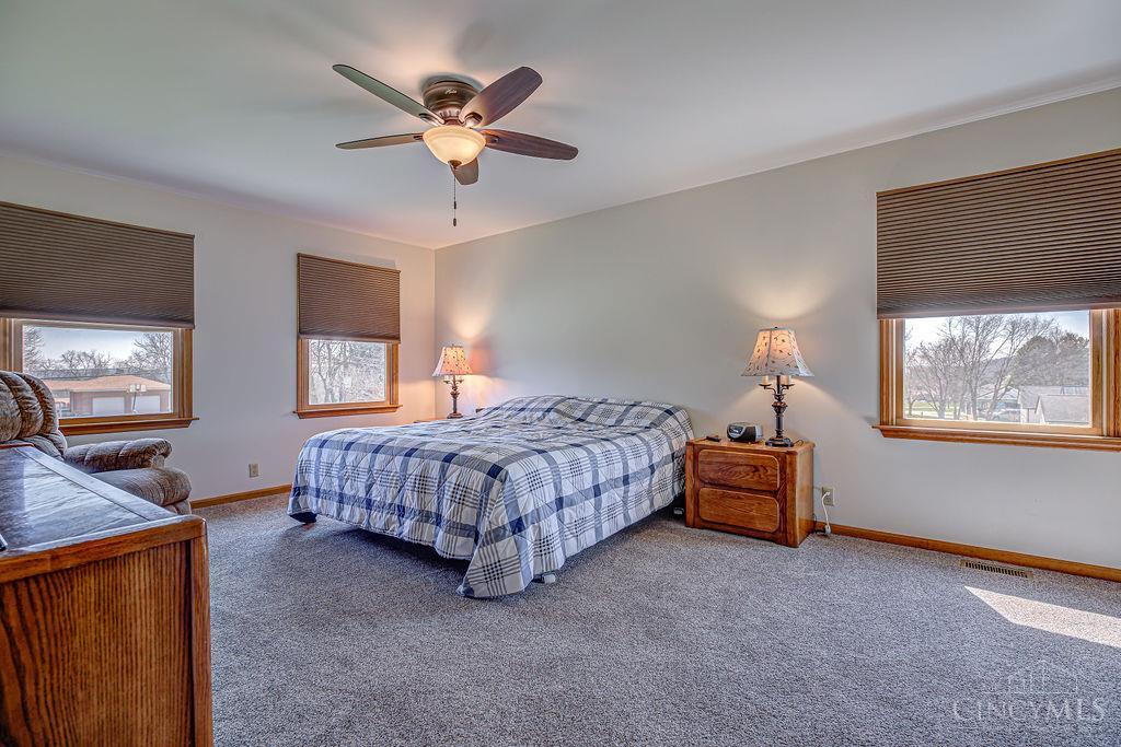 2405 Smith Road Hamilton, OH 45013 - Photo 17 of 48 Gallery Image 17