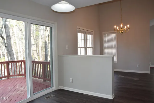 $1,950 | 105 Martins Point Place, Cary, NC 27519