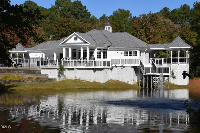 $1,950 | 105 Martins Point Place, Cary, NC 27519