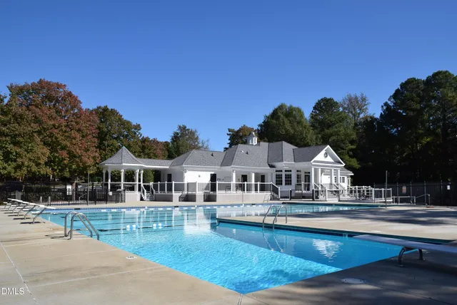 $1,950 | 105 Martins Point Place, Cary, NC 27519